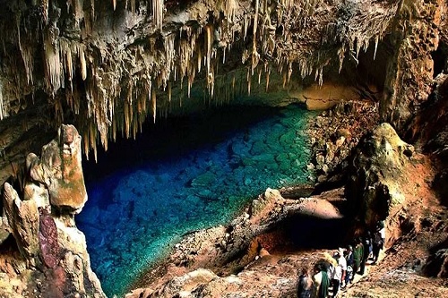 Gruta do Lago Azul