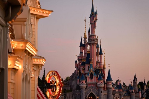 Disneyland Paris - Ingresso 1 dia para 2 parques com data marcada